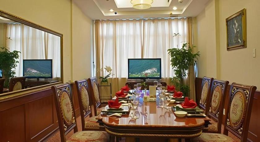 האי פונג Huu Nghi Hotel מראה חיצוני תמונה